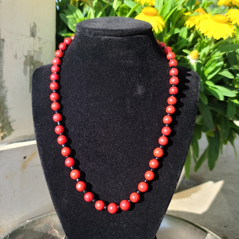 Handmade Red Beaded Necklace 10"